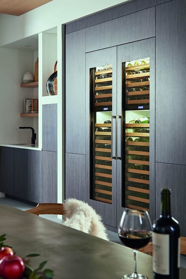 Wine cooler repair service in Naples